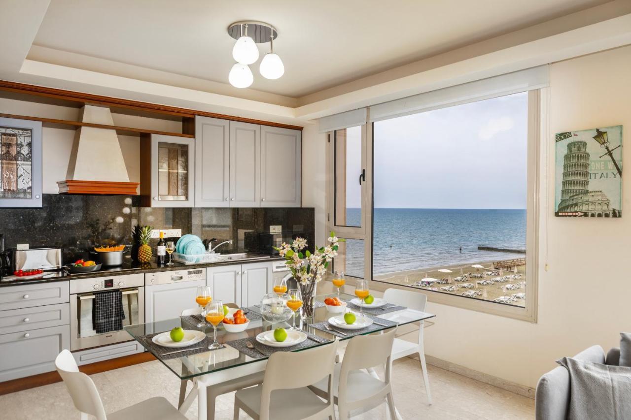 Mackenzie Beachfront Eftyhia Suite Larnaca Exterior photo